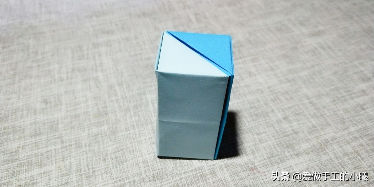 小学生手工折纸礼物盒,康乃馨礼物盒折纸简单教程