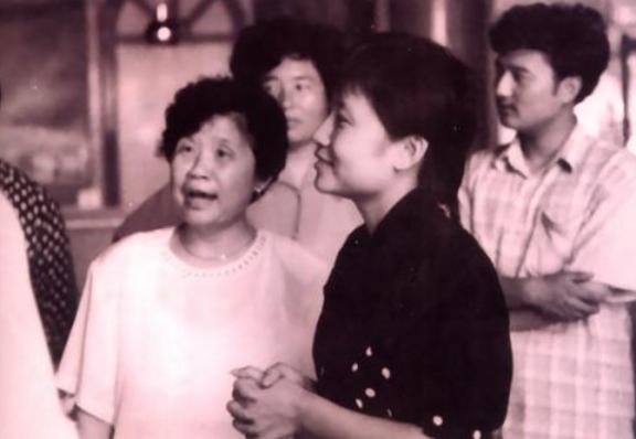 “苦海无涯，回头是岸”，2次被小三，李娜比你想象的更惨