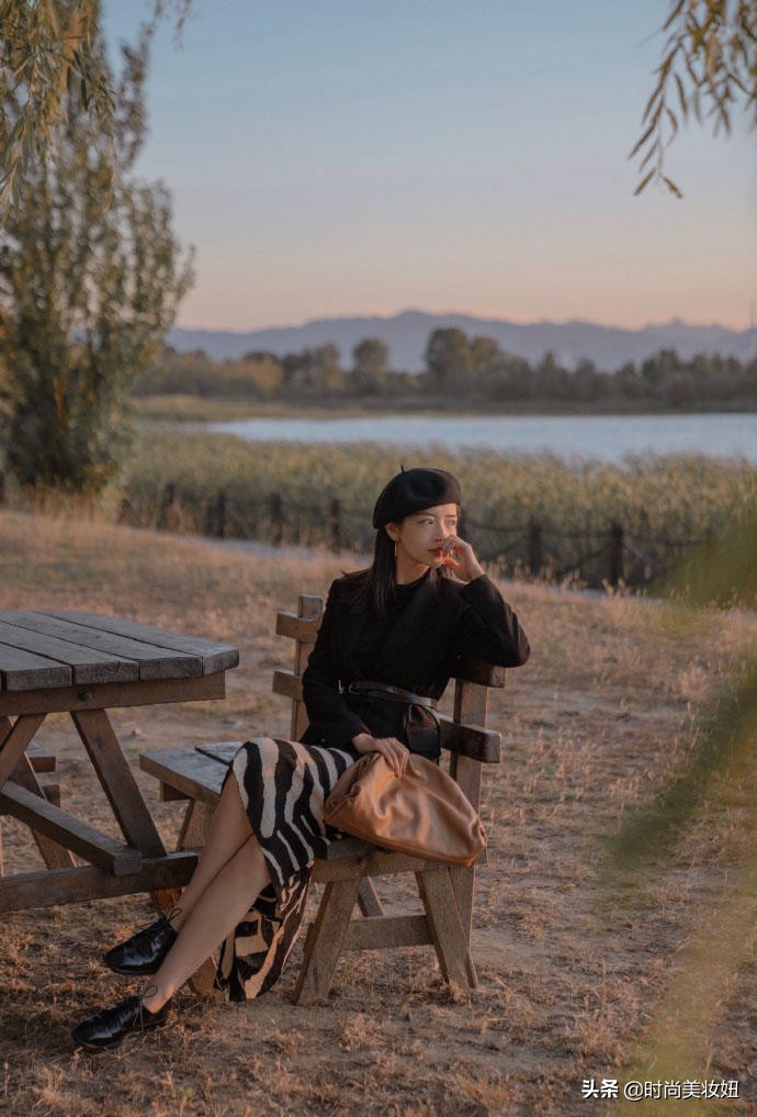 三木开衫搭配,三木同款卡其色毛衣开衫