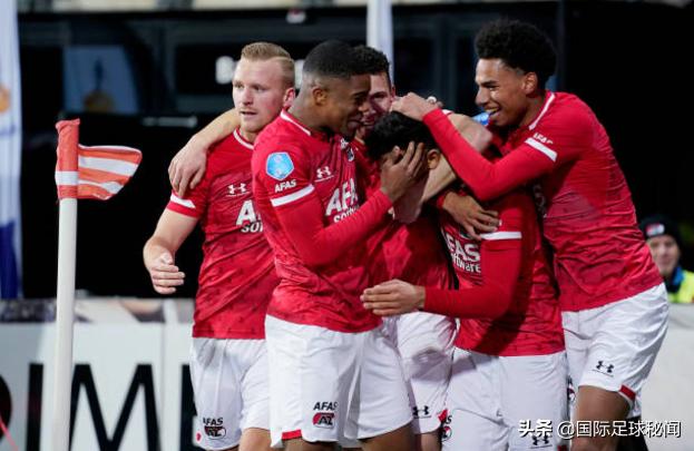 荷甲劲旅大胜32强出炉,伦敦德比荷甲上演巅峰对决