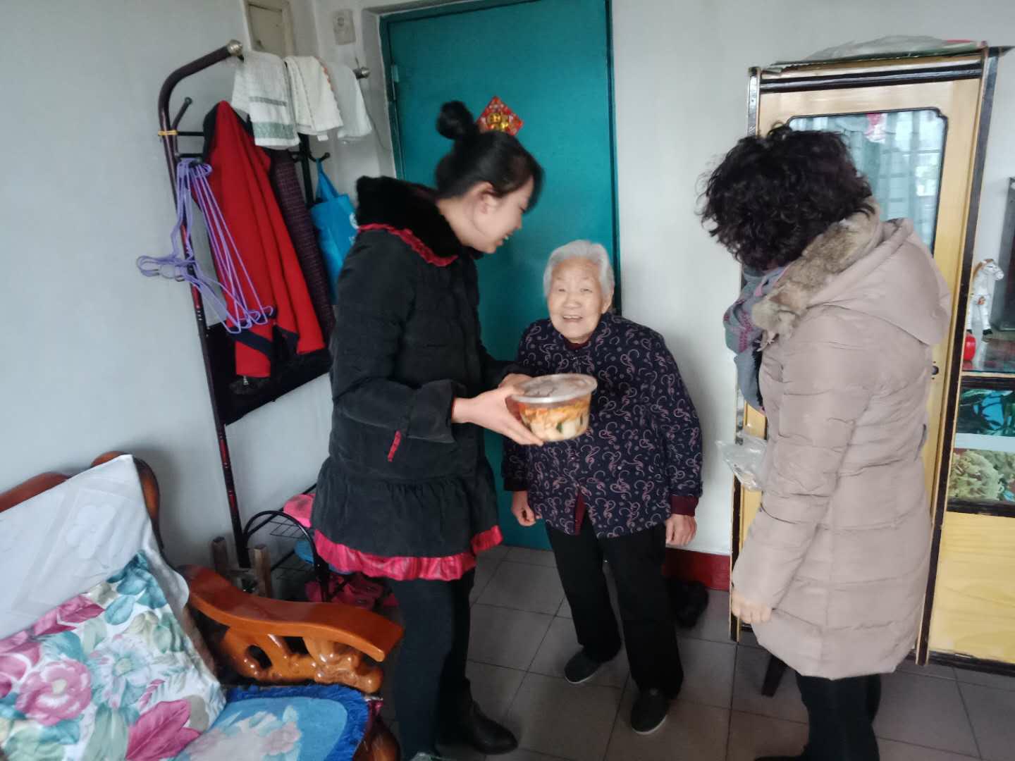 “四尖引领、五福临门”——新城镇河口南社区积极创建“五福（服）临门”*党**建品牌