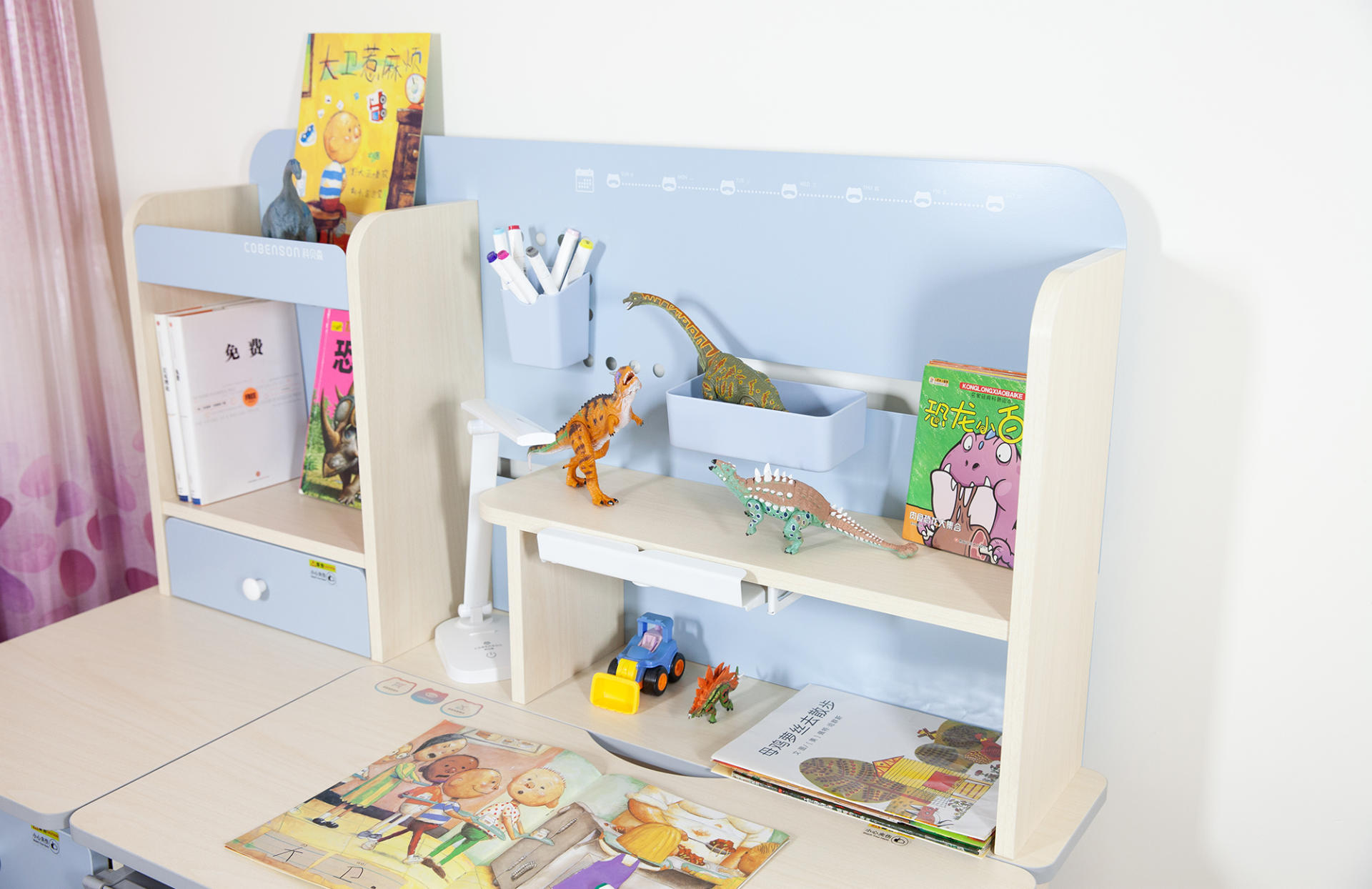 科贝森儿童学习桌和爱果乐,怎么买便宜又好用的儿童学习桌