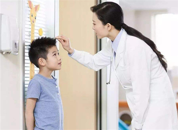 14岁男孩身高才155怎么办,14岁男孩160身高如何干预