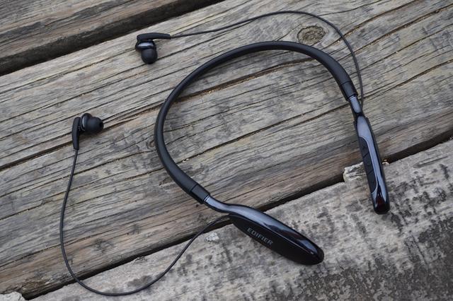 颈挂式运动耳机选什么牌子降噪音,蓝牙颈挂式运动耳机哪个品牌最好