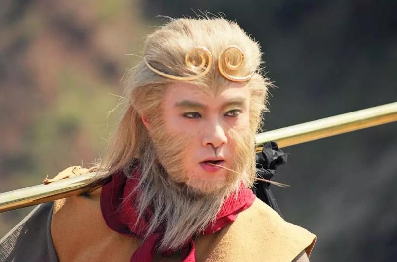 17岁加入tvb跑8年龙套,17岁打工养家