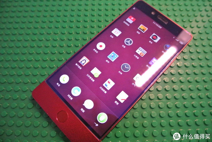 坚果pro开机只显示logo,坚果pro顶配128多少钱