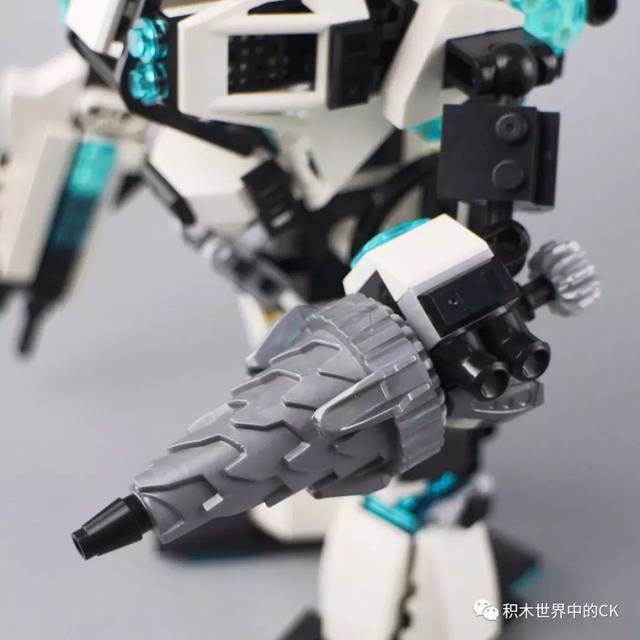 卫乐魔鳄特战队狂暴机,卫乐魔鳄特战队