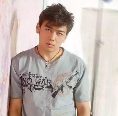 杨烁最后改变了吗,杨烁为什么这几年不红了