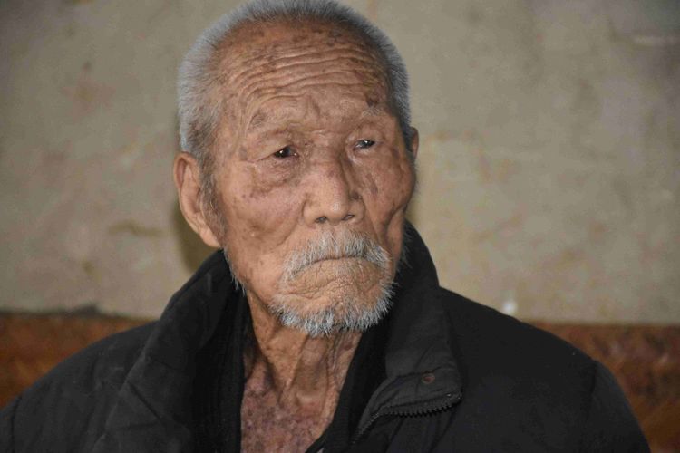 不忘初心牢记使命老党员走访纪实,走访建国前老党员活动