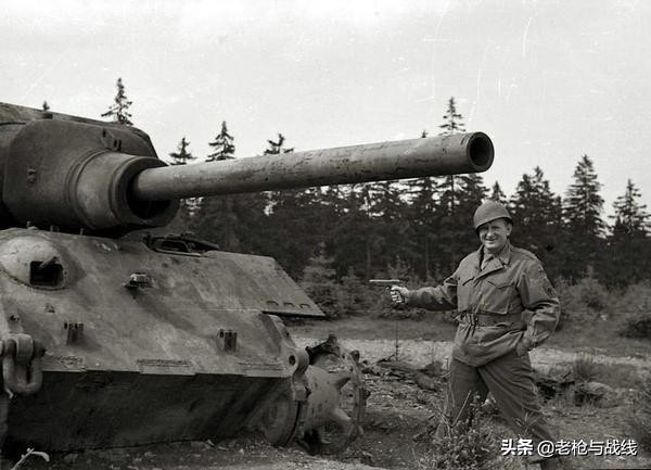 损毁的坦克,一战损失坦克装甲车