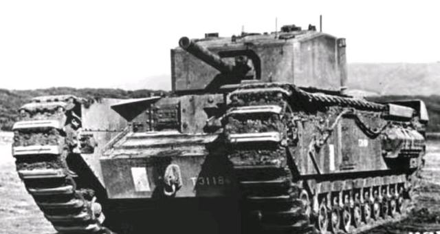 二战时期效能最差的五款坦克,丘吉尔重型坦克有多强