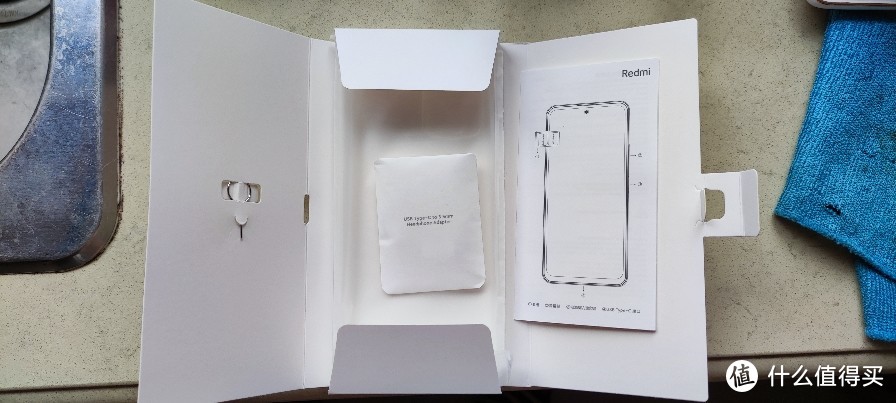 买redminote10pro亏不,redminote10pro和11pro对比