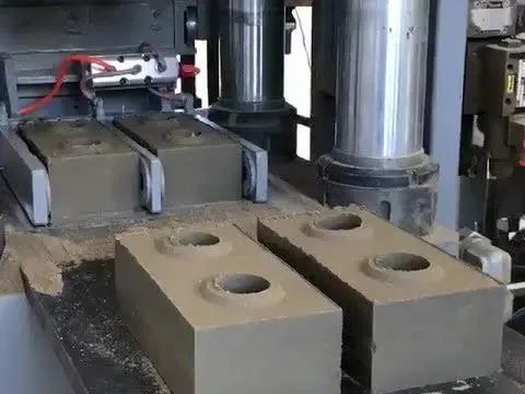 一不小心创立了个公司,马斯克的下一个项目是什么