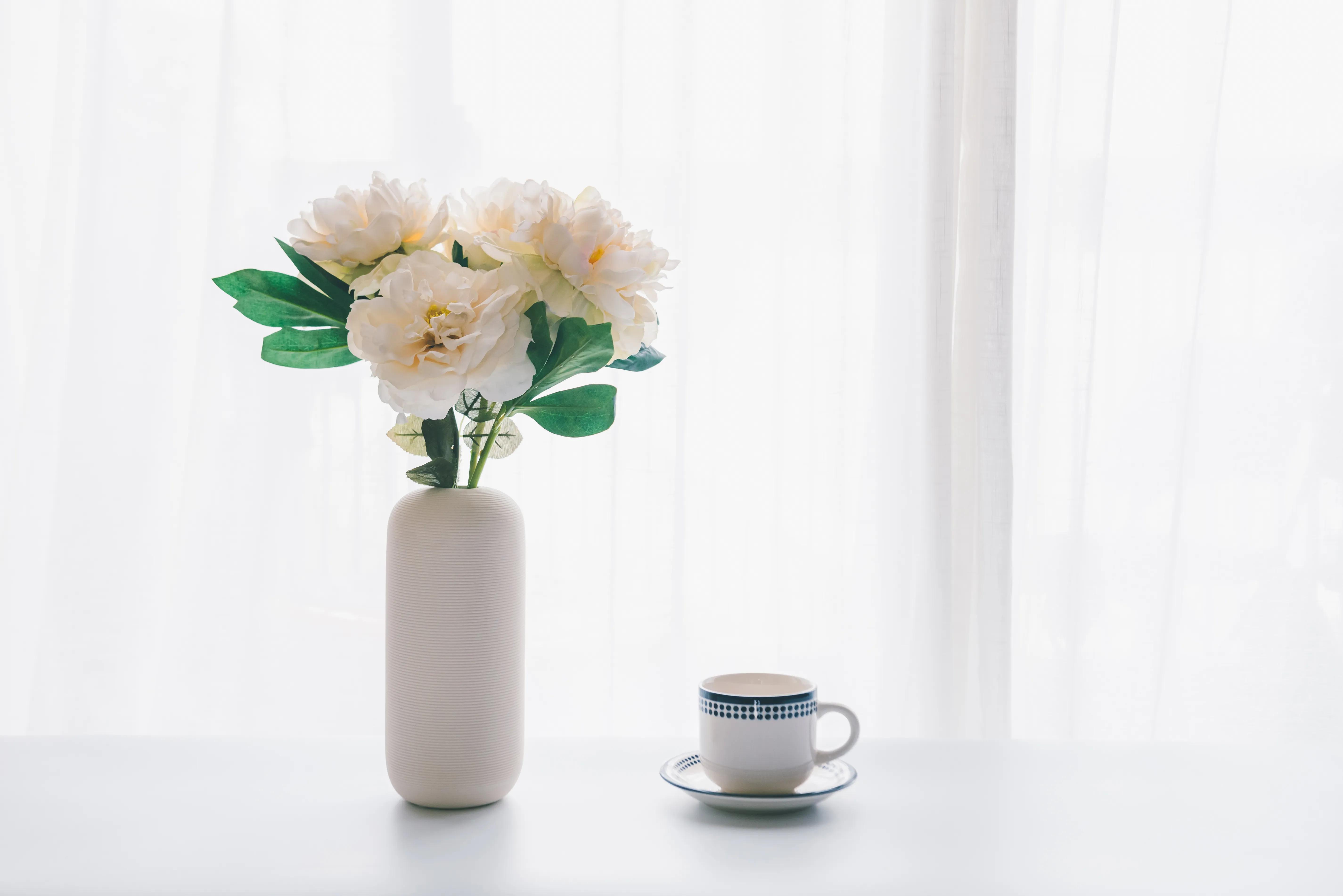 对亲人暴躁对外人和气是什么心理,为什么有人对亲人烦躁对外人和气