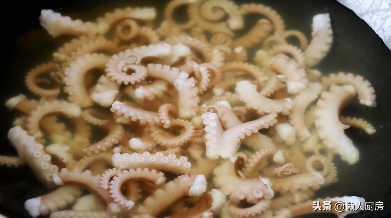 八爪鱼做好嚼不烂怎么回事,做的八爪鱼为什么嚼不烂呢