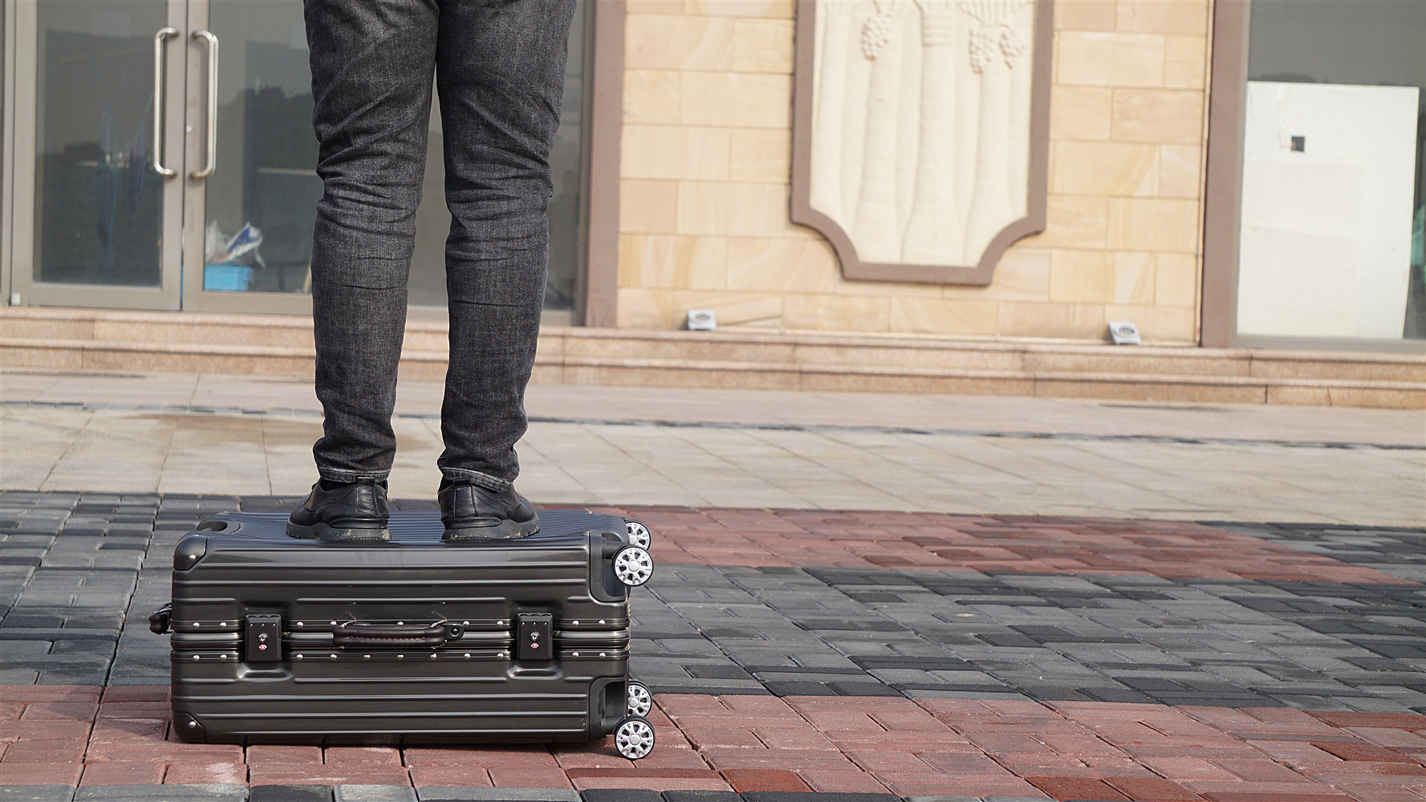 网易严选更加耐磨铝框拉杆箱,网易严选拉杆箱简约时尚