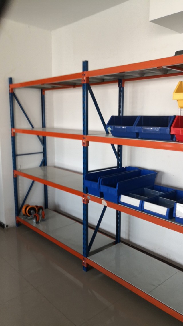 仓储货架设备流水线,专业货架仓储设备