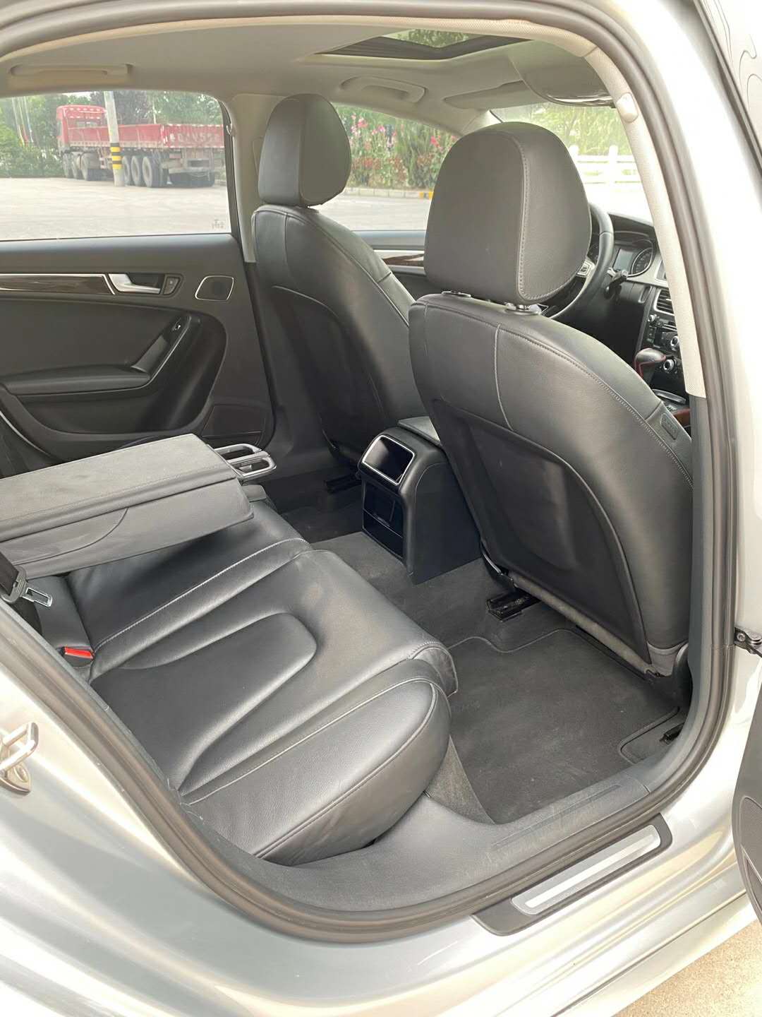 如何区分2013款和2015款奥迪a4l,2013款的奥迪a4l还值得购买吗