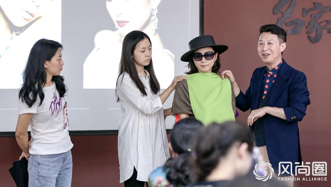 鐢峰＋褰㈣薄璁捐鍩硅浠锋牸,褰㈣薄璁捐鍖栧鍩硅瀛︽牎