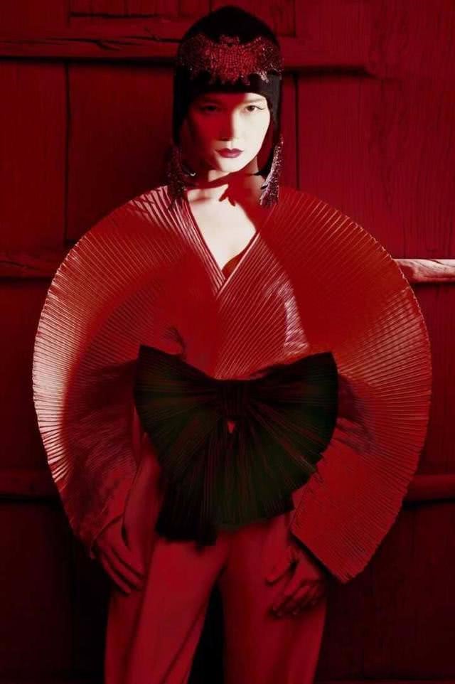 李宇春江苏卫视跨年皇后与梦想,李宇春跨年歌曲