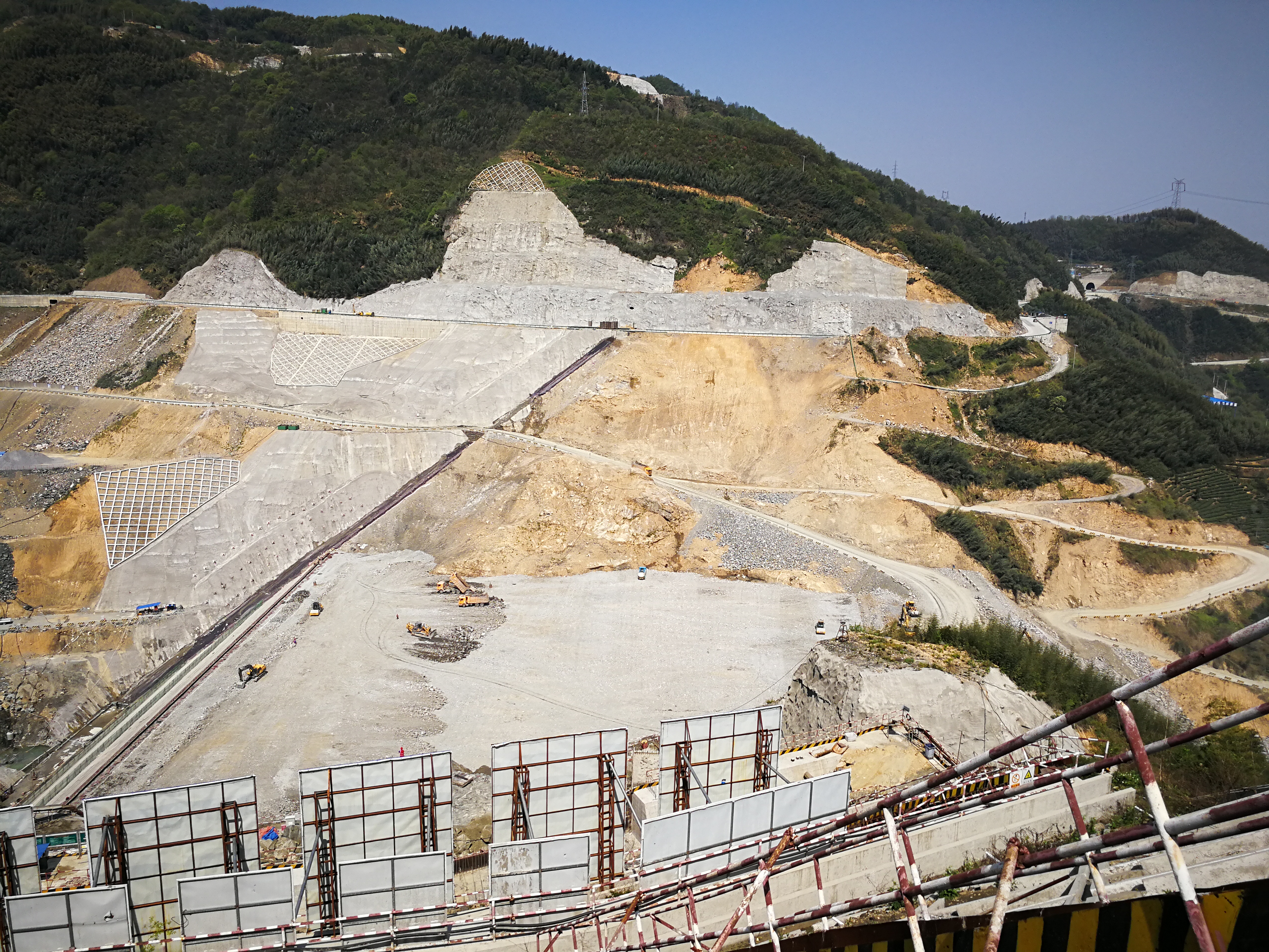 从西双版纳“狂浪”到了大别山腹地，就是为了这么一个大工程！