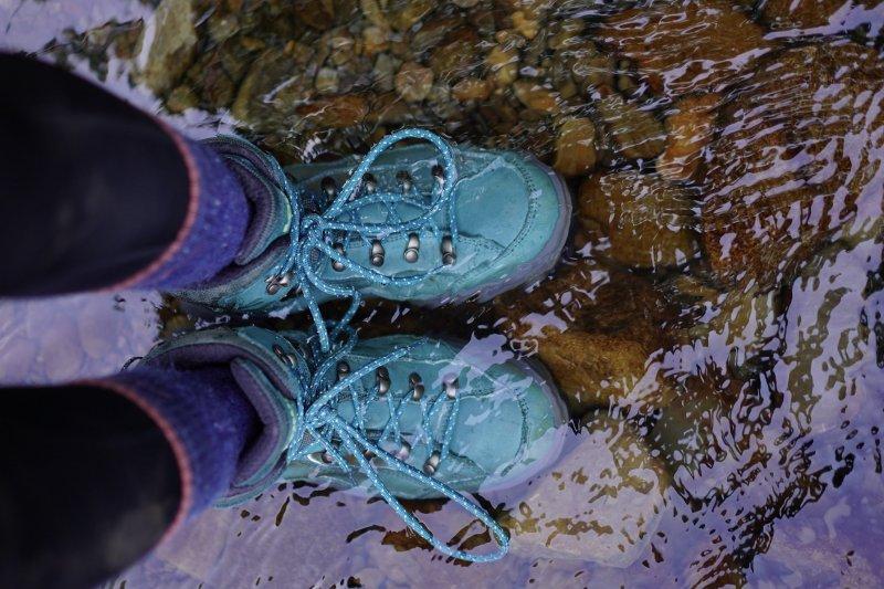 雪山徒步鞋测评,lowa徒步鞋怎么样