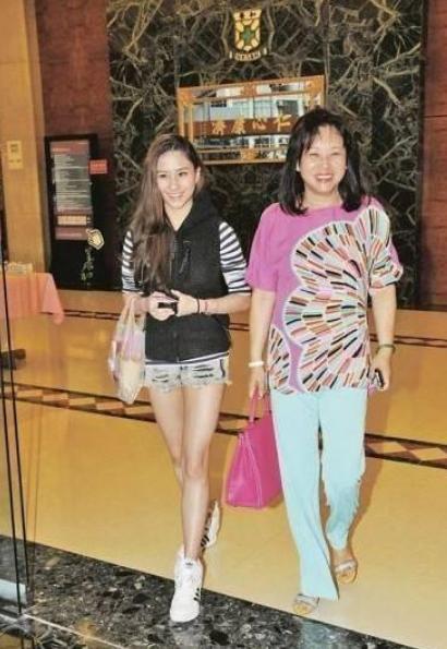 赌王三太卡地亚豹子项链,赌王三太珠宝