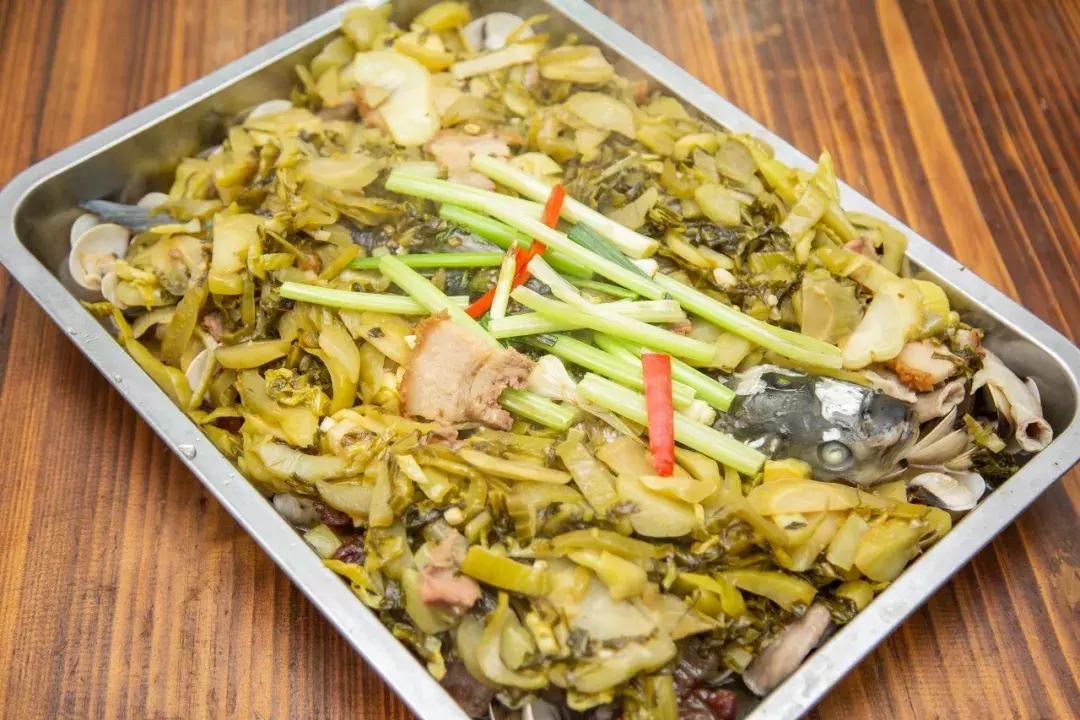 鍚嶉棬椋熷爞,闅愯棌鍦ㄤ竴鐗囧巶鍖轰箣涓殑楗爞