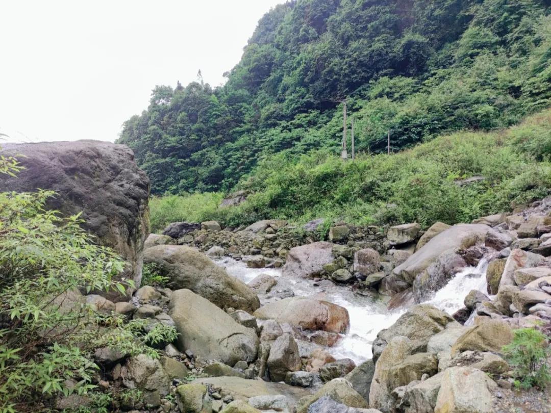 成都周边耍水自驾游,成都周边耍水都关闭了吗