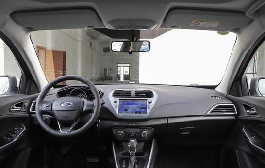 性价比最高的车型福特福睿斯,仅提供三缸车型的福特福睿斯