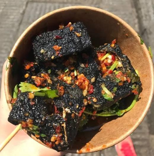 长沙臭豆腐一年赚多少钱,年赚千万的卖臭豆腐模式