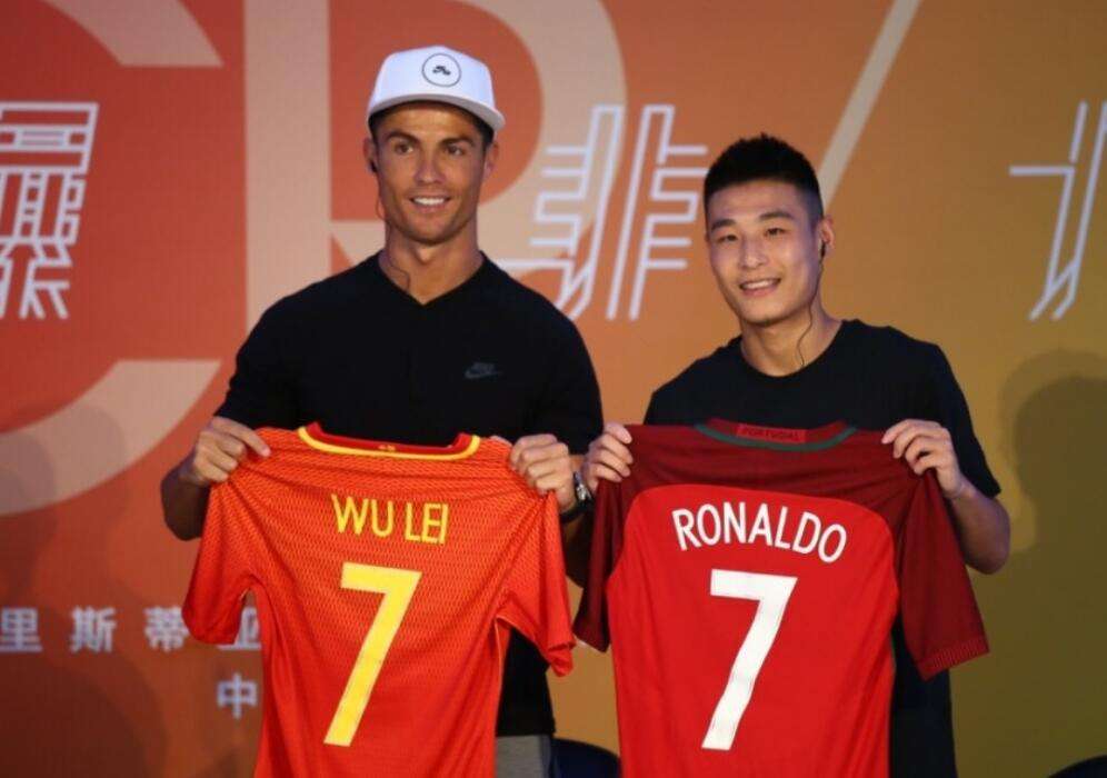 众球星评价阿德里亚诺,阿德里亚诺远射合集