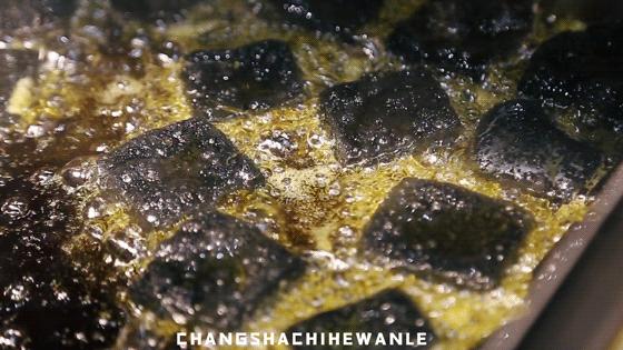 真正正宗的长沙臭豆腐,只香不臭的臭豆腐大家快来尝一尝