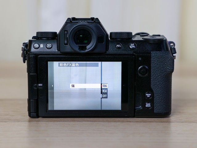 富士小巧轻便,富士轻便的相机