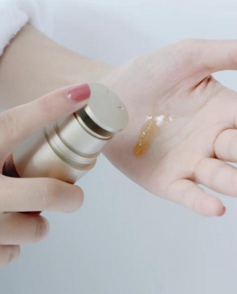 雅诗兰黛眼精华排行榜前十名,雅诗兰黛淡斑精华排名第一