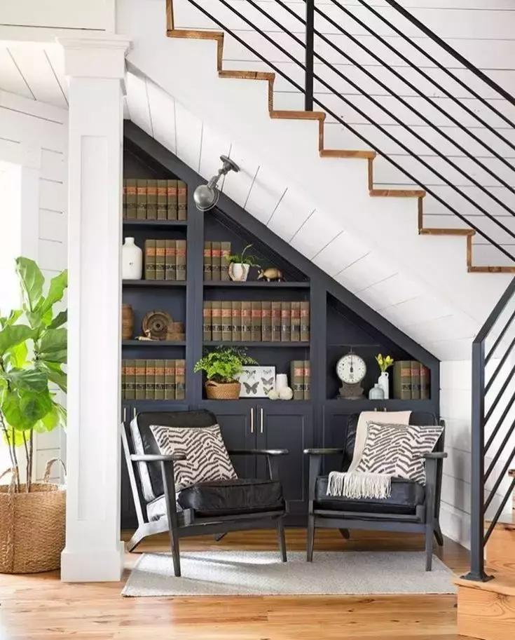 楼梯这样设计才惊艳,楼梯下空间怎么设计高级