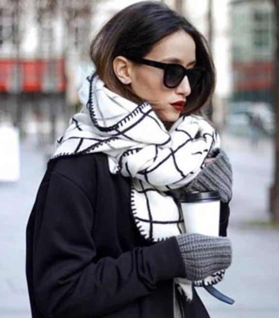 街拍围巾的摆法,街拍长围巾搭法