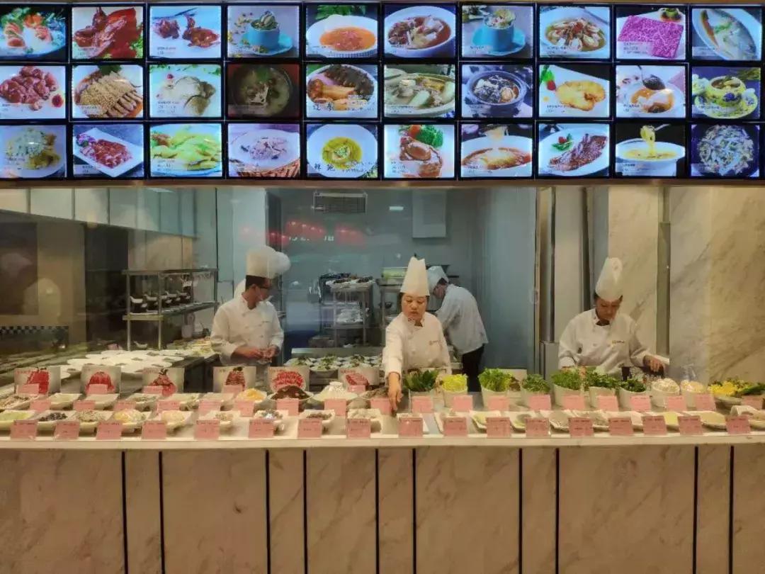 她17岁逃婚出深山，如今在无锡，开了南长街上最大的酒楼