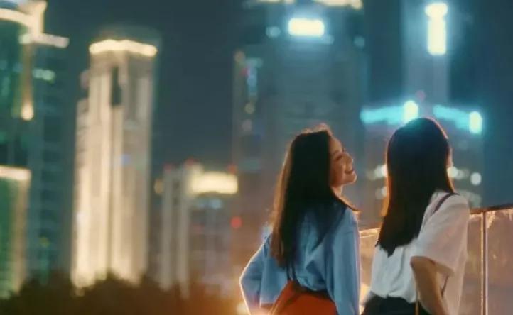 趁我们还年轻趁爱人还未老,趁我们还年轻里面的友情