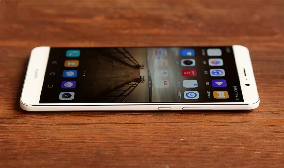 华为mate9用了一年后的样子,华为mate9如何从emui5.0升级到9.1