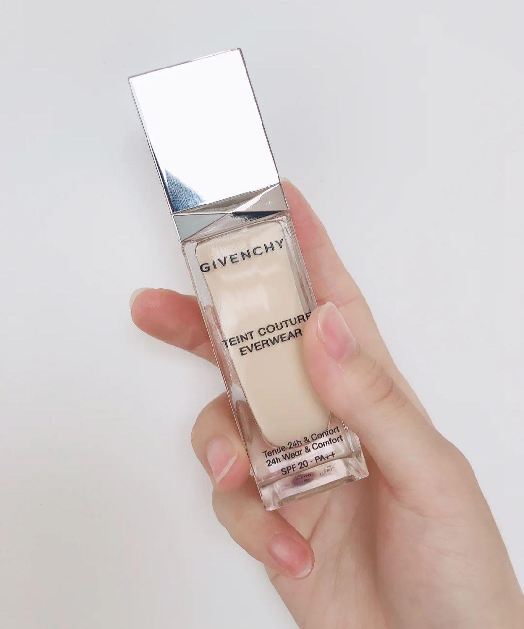 化妆起皮不是你的错，但选错粉底液就是你的不对了