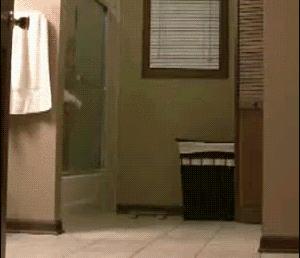 穿上这棉拖，如同踩在大朵棉花上，不怕水防滑、1秒解压，巨舒服