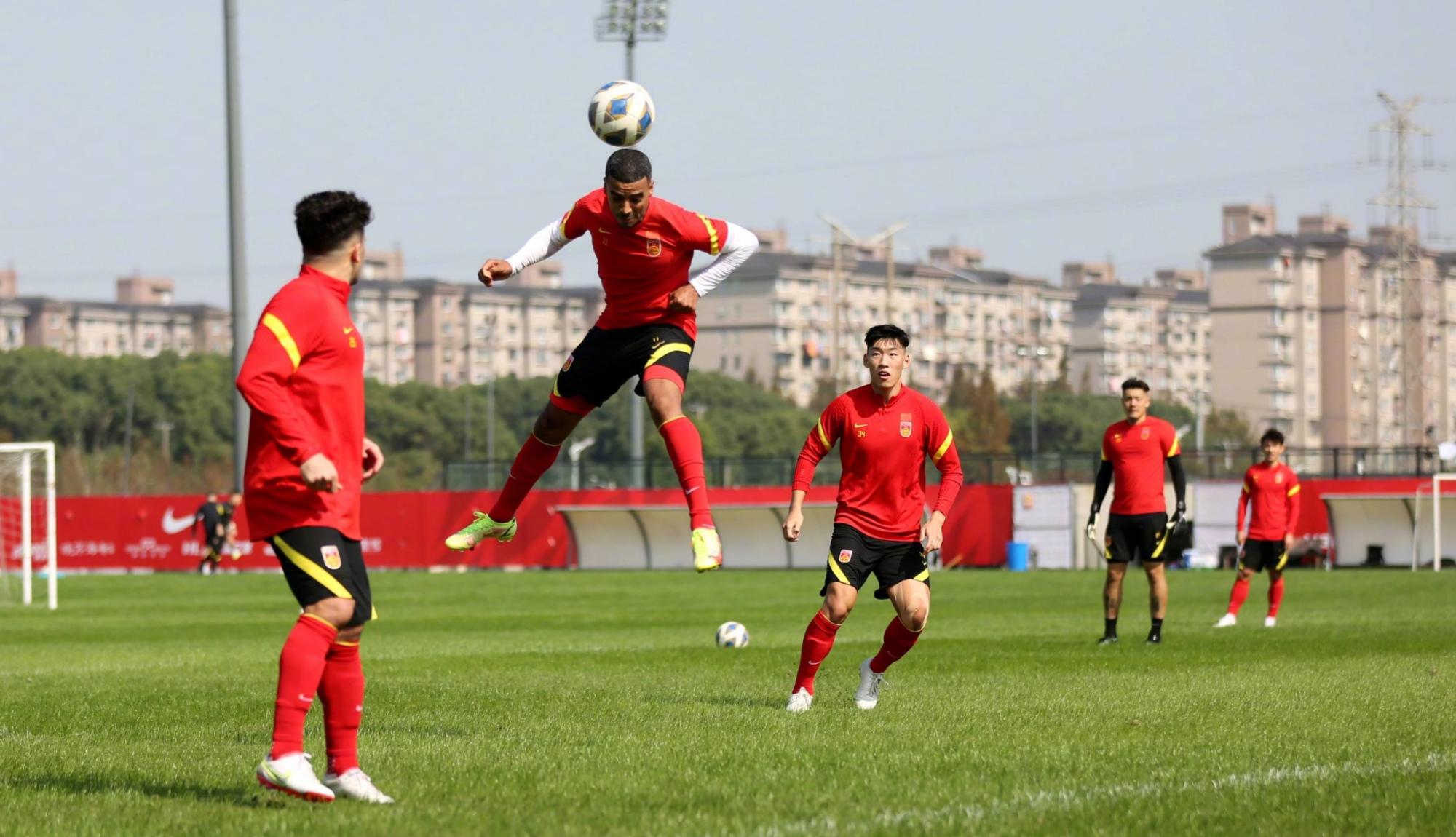 李铁说自己很后悔,李铁带的12强赛踢的是啥