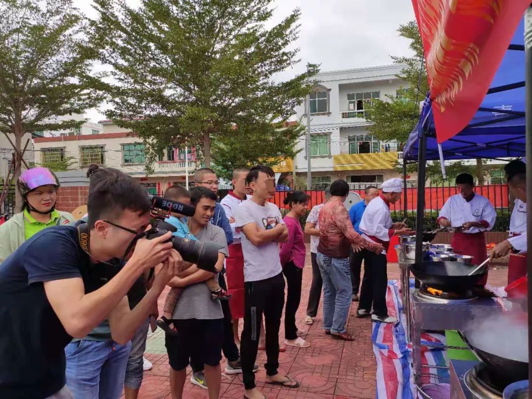 「蜕变人物志」进击中的大厨梦—阿勇