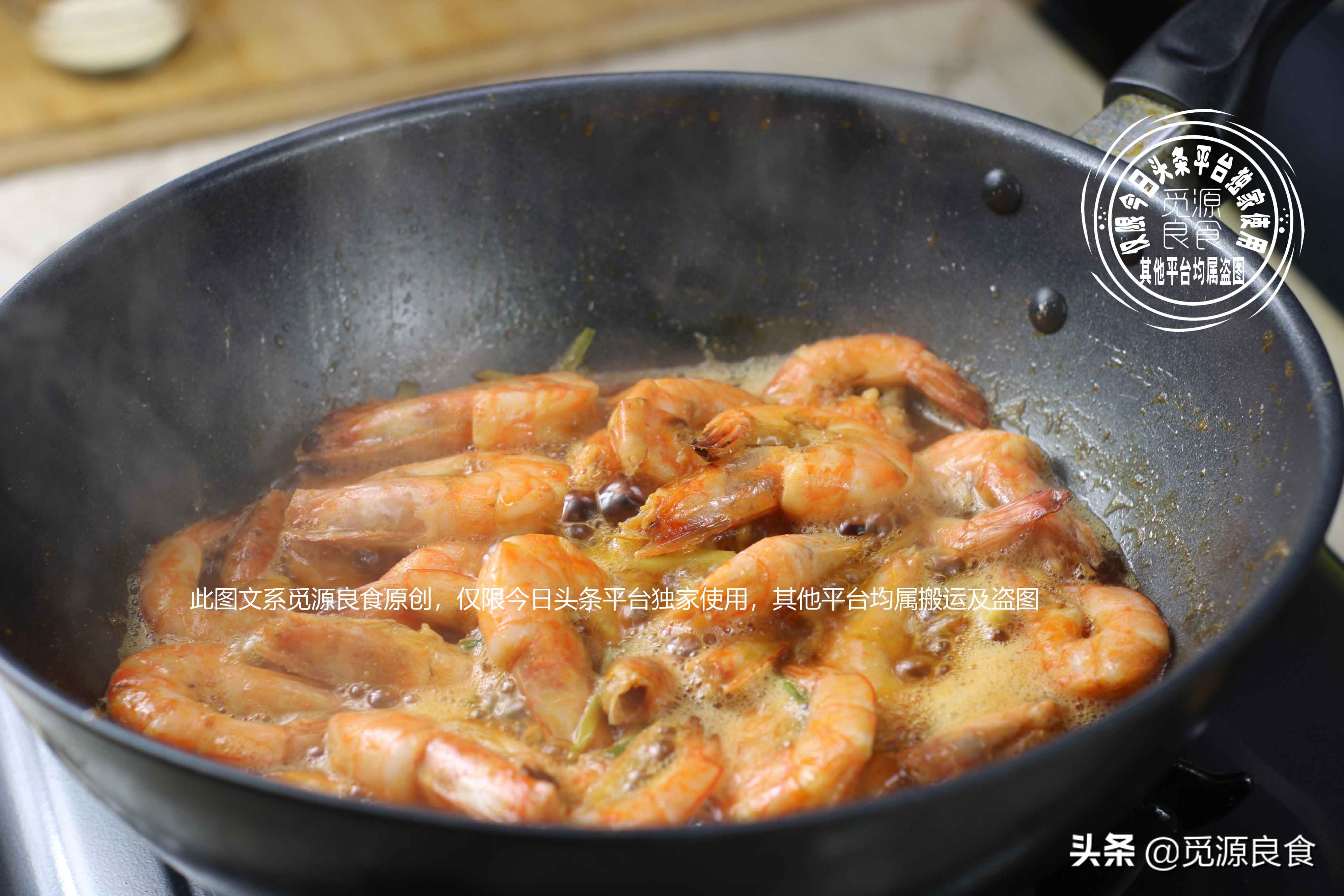 油焖大虾最正宗的做法步骤,油焖大虾最美味的做法教程来了