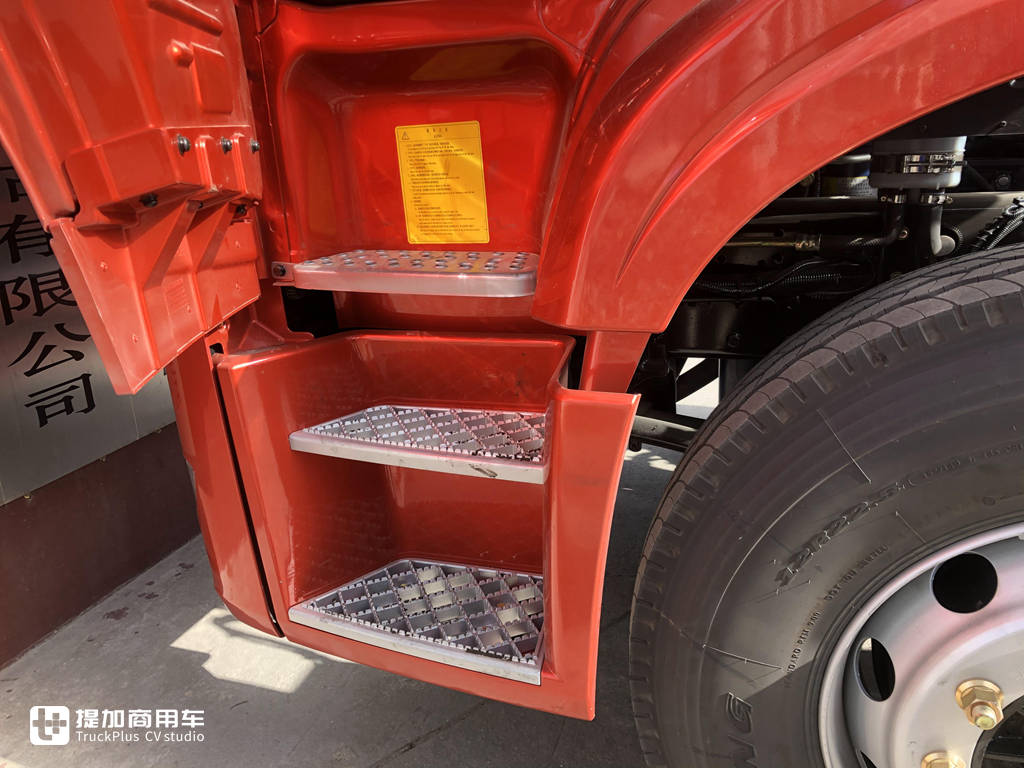 一汽青岛解放悍v最新款自动挡,解放悍v这车怎么样