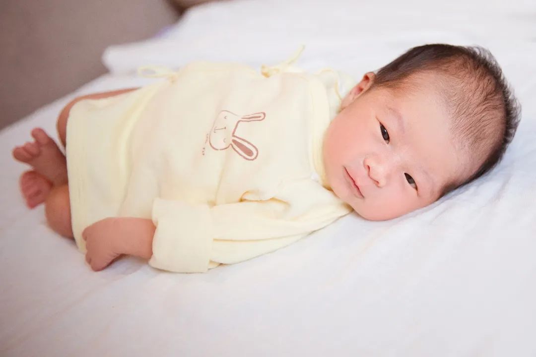 鍖绘姢浜哄憳鐖卞績瀹堟姢楂橀緞浜у,鍏崇埍鏃犲０涓栫晫鏈夊０