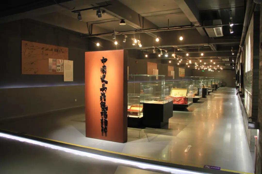 遇见狮岭真实视频,遇见狮子京剧