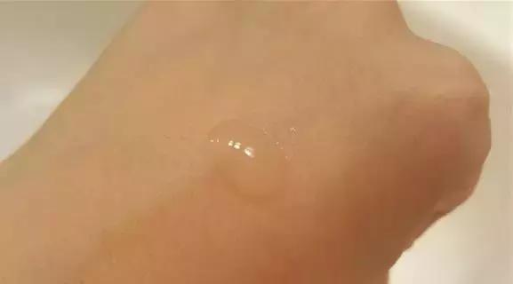 化妆水深层清理,化妆水深度补水