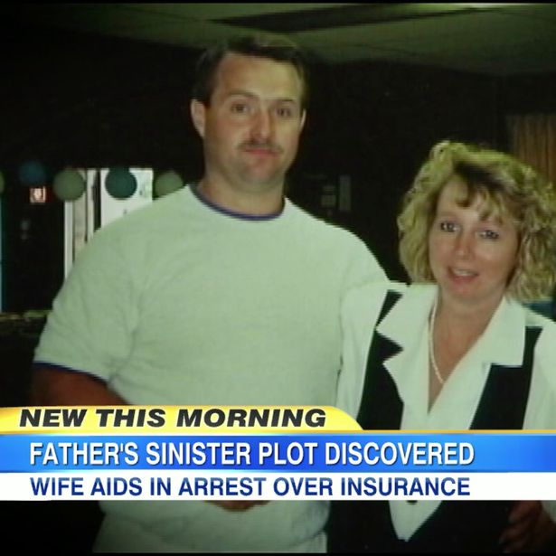 家人接连过世美国男子苦叹不幸,第二任妻子有怀疑,就雇了个侦探